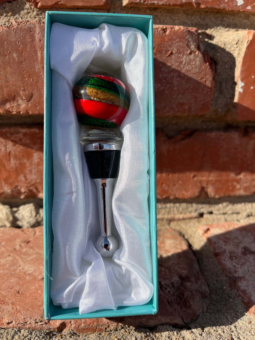 Wine Bottle Stopper Red, Gold, Green